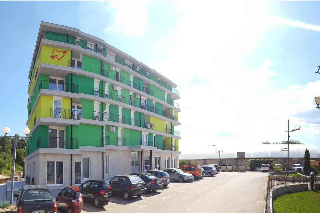 Green Trebjesa Apartment Nikšić Екстериор снимка